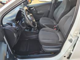 FIAT - SIENA - 2013/2014 - Branca - R$ 39.900,00