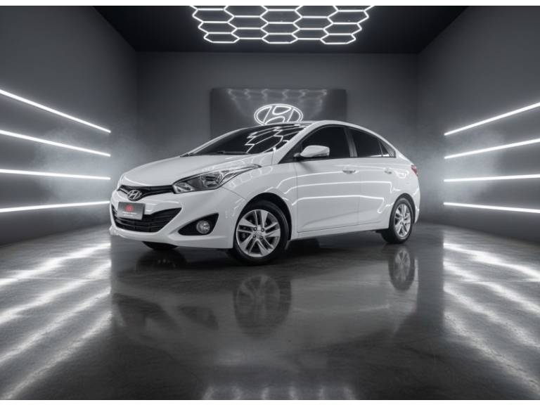 HYUNDAI - HB20S - 2013/2014 - Branca - R$ 54.900,00