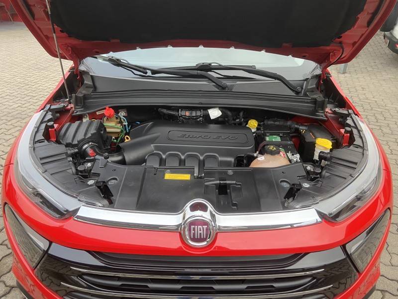 FIAT - TORO - 2016/2017 - Vermelha - R$ 86.900,00