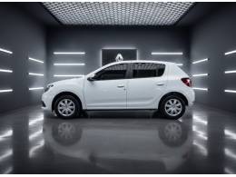RENAULT - SANDERO - 2017/2018 - Branca - Sob Consulta