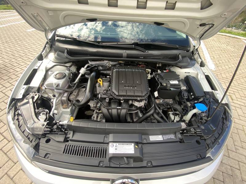 VOLKSWAGEN - POLO - 2019/2020 - Prata - R$ 60.900,00