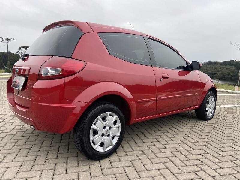 FORD - KA - 2010/2011 - Vermelha - R$ 25.900,00