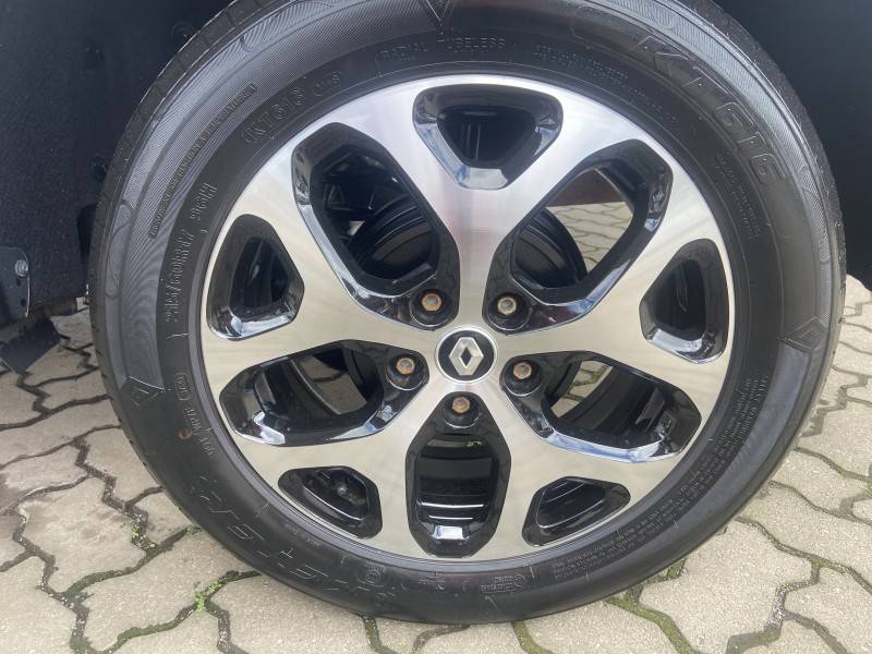 RENAULT - CAPTUR - 2019/2020 - Prata - R$ 77.900,00