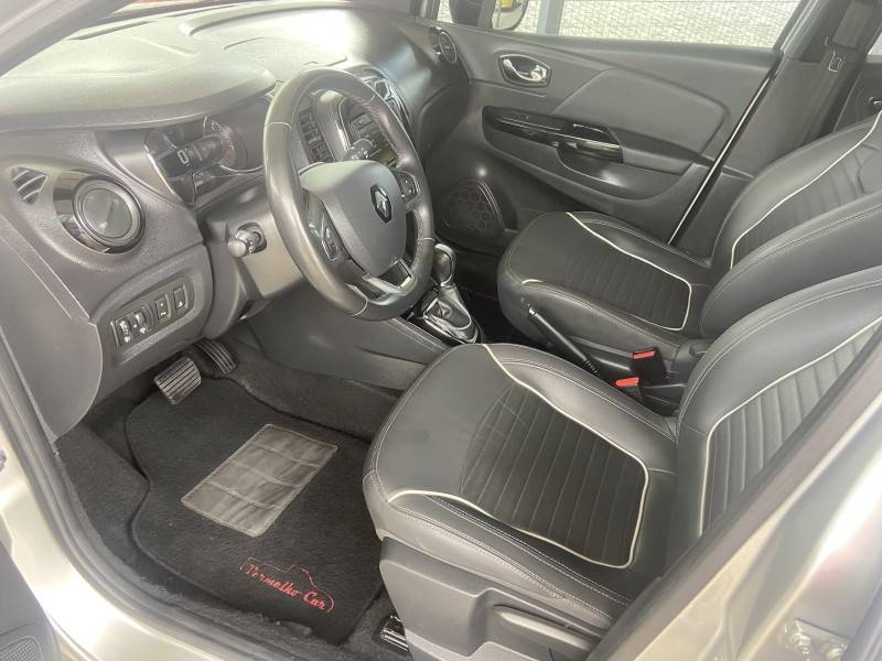 RENAULT - CAPTUR - 2019/2021 - Prata - R$ 69.900,00