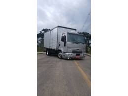 FORD - CARGO 815 - 2009/2009 - Prata - R$ 185.900,00