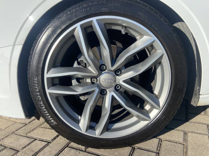 AUDI - A3 - 2016/2016 - Branca - R$ 86.900,00