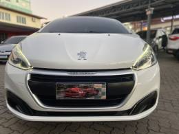 PEUGEOT - 208 - 2017/2018 - Branca - R$ 43.900,00
