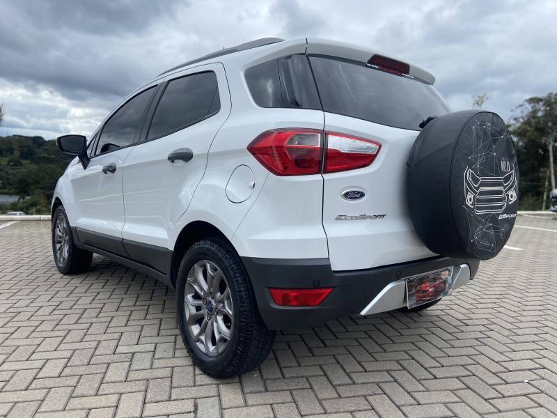 FORD - ECOSPORT - 2014/2015 - Branca - R$ 53.900,00