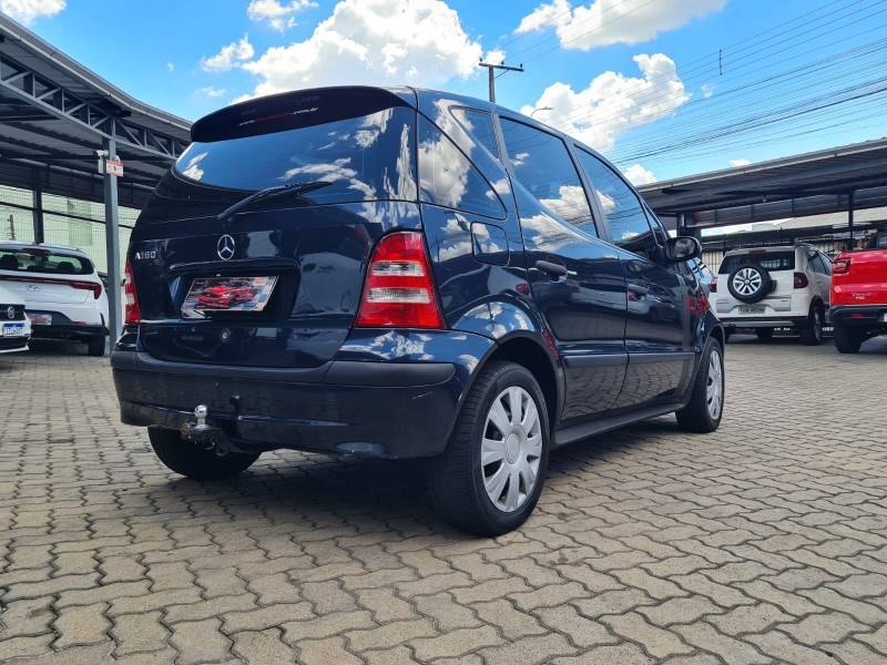 MERCEDES-BENZ - A 160 - 2004/2005 - Preta - R$ 15.900,00