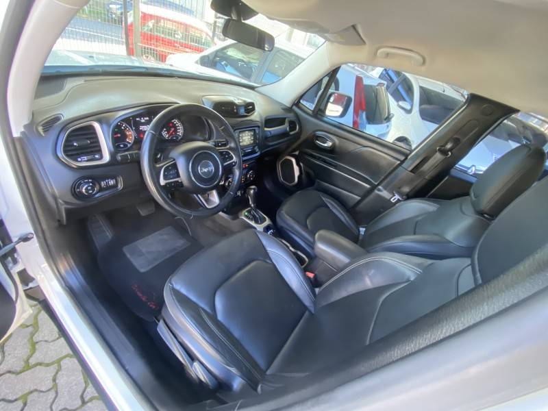 JEEP - RENEGADE - 2017/2018 - Branca - R$ 86.900,00