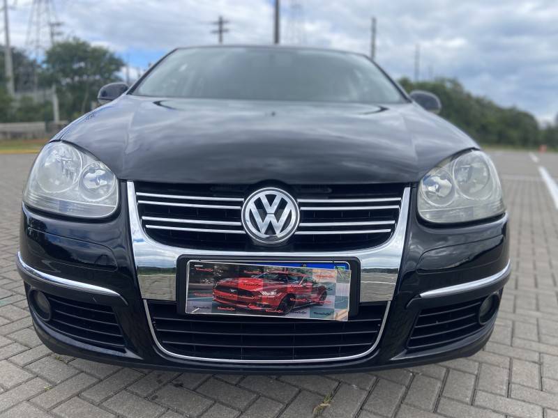 VOLKSWAGEN - JETTA - 2008/2008 - Preta - R$ 41.900,00