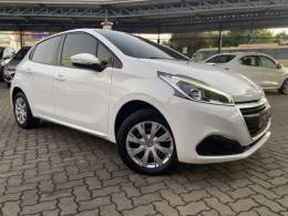 PEUGEOT - 208 - 2017/2018 - Branca - R$ 43.900,00