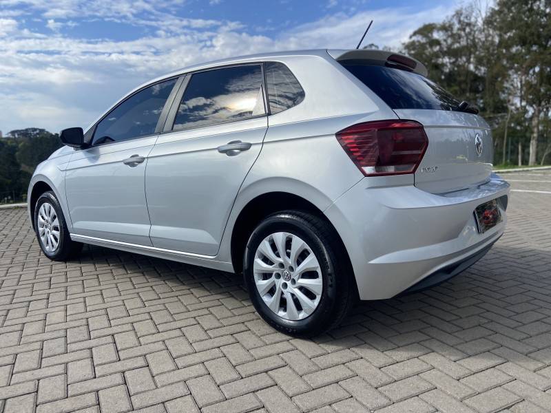 VOLKSWAGEN - POLO - 2019/2020 - Prata - R$ 60.900,00