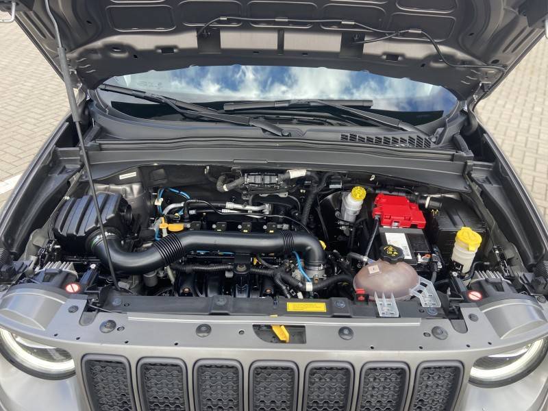 JEEP - RENEGADE - 2020/2020 - Cinza - R$ 89.900,00