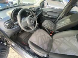 FIAT - MOBI - 2022/2023 - Cinza - R$ 49.900,00