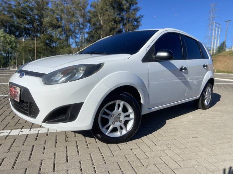 FORD - FIESTA - 2011/2011 - Branca - R$ 28.900,00