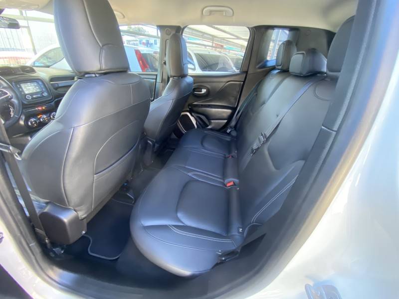 JEEP - RENEGADE - 2017/2018 - Branca - R$ 86.900,00