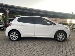 PEUGEOT - 208 - 2017/2018 - Branca - R$ 43.900,00