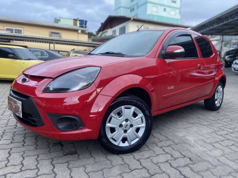 FORD - KA - 2011/2012 - Vermelha - R$ 28.900,00