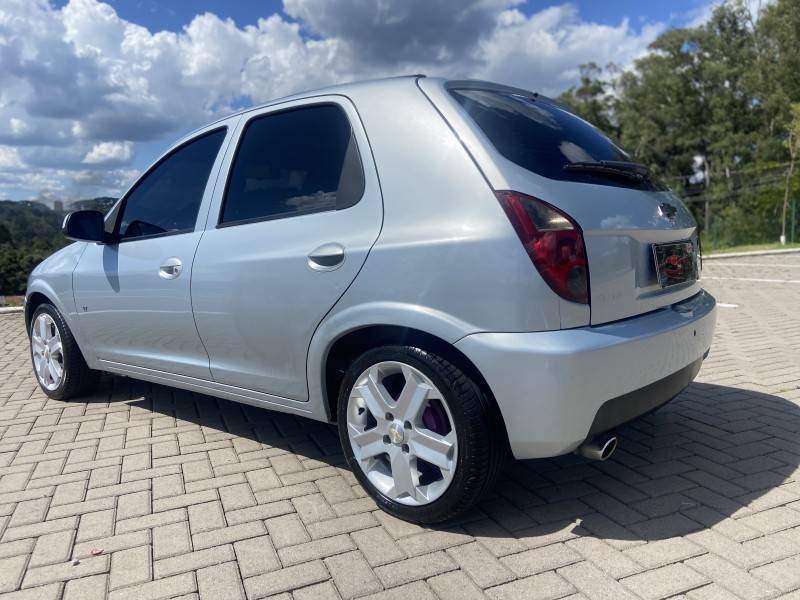 CHEVROLET - CELTA - 2012/2012 - Prata - R$ 33.900,00