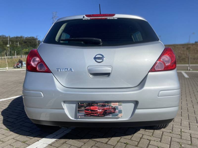 NISSAN - TIIDA - 2008/2008 - Prata - R$ 39.900,00