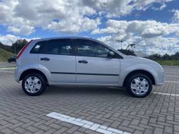 FORD - FIESTA - 2009/2010 - Prata - R$ 21.900,00