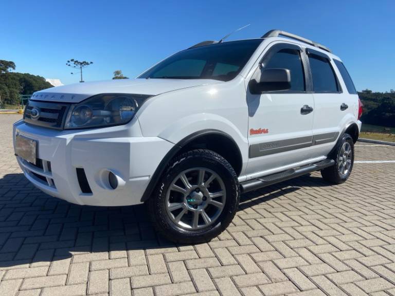 FORD - ECOSPORT - 2010/2011 - Branca - R$ 43.900,00