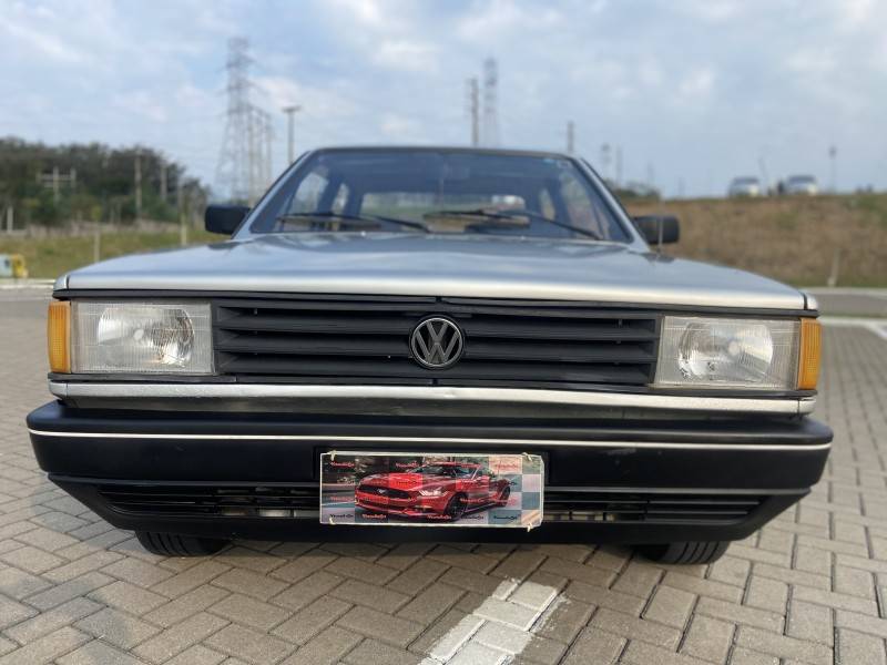 VOLKSWAGEN - VOYAGE - 1989/1989 - Prata - R$ 17.900,00