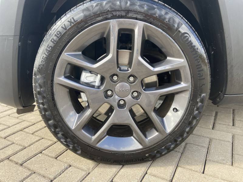 JEEP - RENEGADE - 2020/2020 - Cinza - R$ 89.900,00
