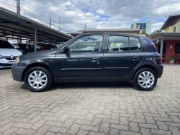 RENAULT - CLIO - 2003/2003 - Cinza - R$ 8.900,00
