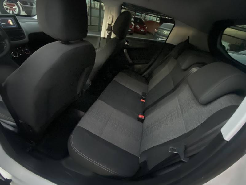 PEUGEOT - 208 - 2017/2018 - Branca - R$ 43.900,00