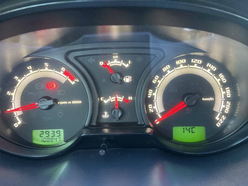 FORD - ECOSPORT - 2010/2011 - Branca - R$ 43.900,00