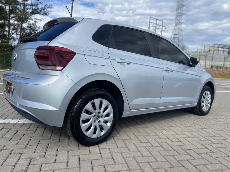 VOLKSWAGEN - POLO - 2019/2020 - Prata - R$ 60.900,00