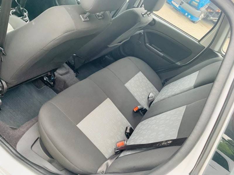 FORD - FIESTA - 2014/2014 - Branca - R$ 31.900,00