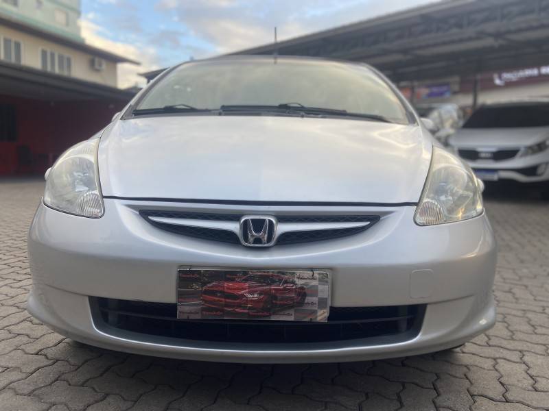 HONDA - FIT - 2008/2008 - Prata - R$ 31.900,00