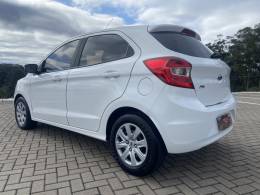 FORD - KA - 2017/2018 - Branca - R$ 44.900,00