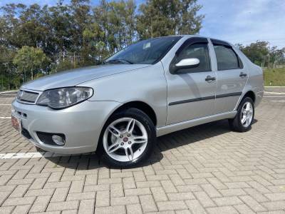 FIAT - SIENA - 2006/2007 - Prata - R$ 27.900,00
