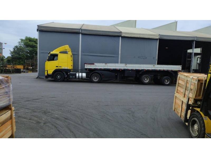VOLVO - FH-12 - 2002/2002 - Amarela - R$ 149.900,00