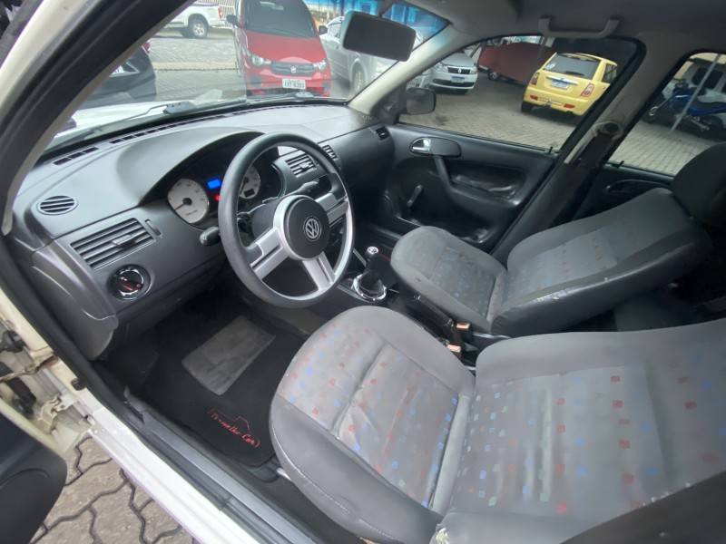 VOLKSWAGEN - GOL - 2003/2003 - Branca - R$ 14.900,00