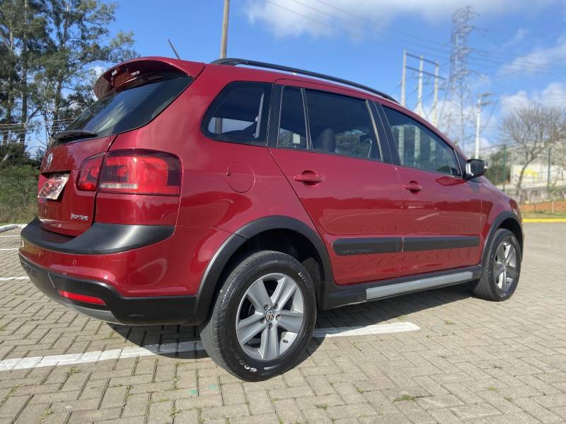 VOLKSWAGEN - SPACE CROSS - 2011/2012 - Vinho - R$ 41.900,00