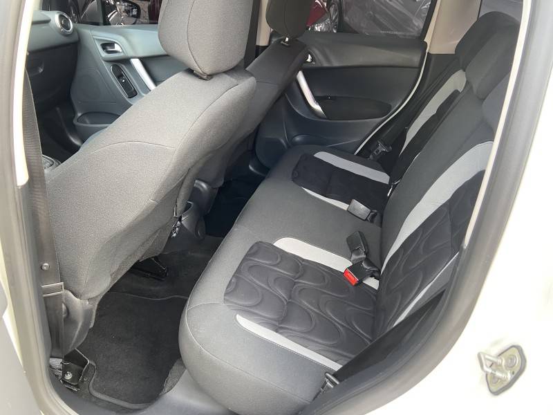 CITROËN - C3 - 2013/2014 - Branca - R$ 39.900,00