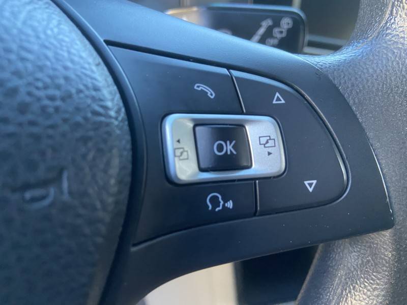 VOLKSWAGEN - POLO - 2018/2018 - Branca - R$ 65.900,00