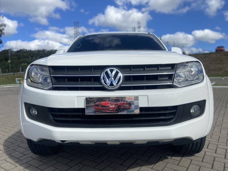 VOLKSWAGEN - AMAROK - 2013/2013 - Branca - R$ 82.900,00