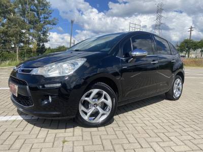 CITROËN - C3 - 2013/2014 - Preta - R$ 42.900,00