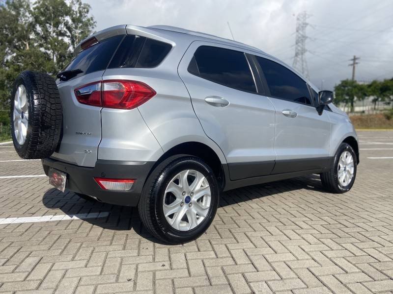 FORD - ECOSPORT - 2016/2017 - Prata - R$ 60.790,00