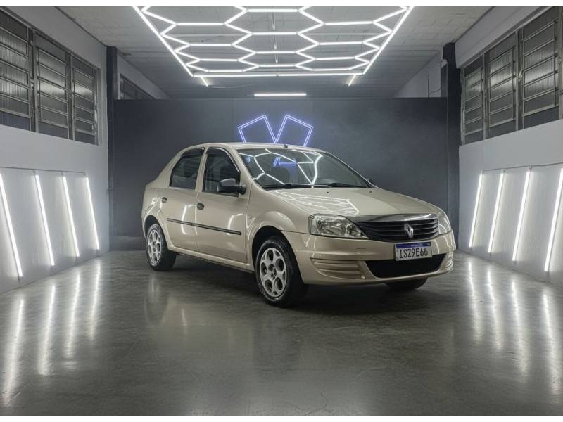 RENAULT - LOGAN - 2012/2012 - Bege - R$ 22.900,00