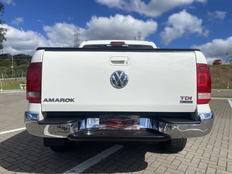 VOLKSWAGEN - AMAROK - 2013/2013 - Branca - R$ 82.900,00