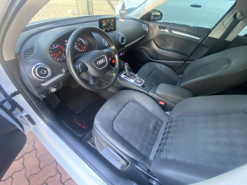 AUDI - A3 - 2016/2016 - Branca - R$ 86.900,00