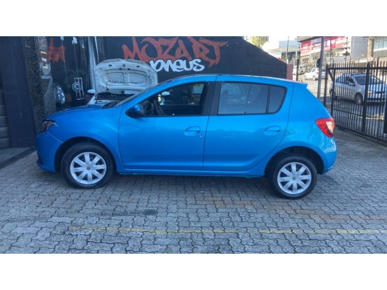 RENAULT - SANDERO - 2015/2015 - Azul - R$ 39.900,00