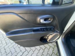 JEEP - RENEGADE - 2017/2018 - Branca - R$ 86.900,00